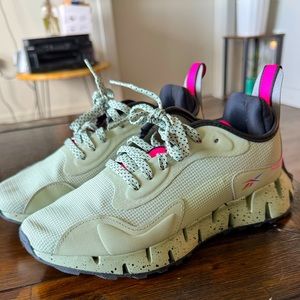 Reebok Women's Zig Dynamica Adventure Sneaker